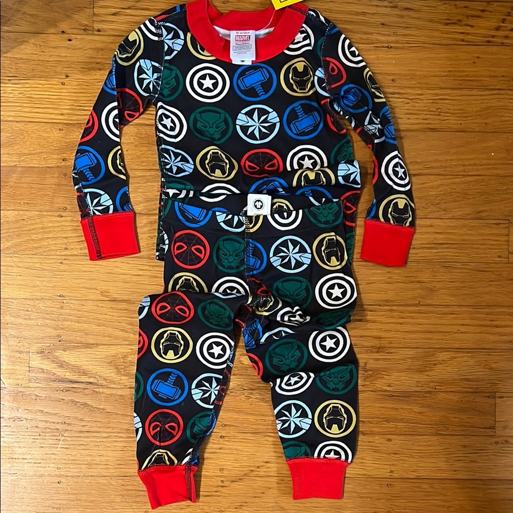 NWT Hanna Andersson Marvel Avengers Pajamas!